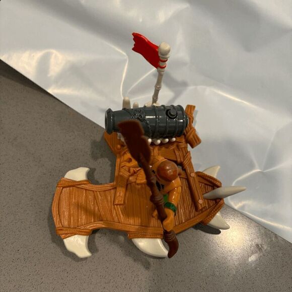 Fisher-Price Imaginext Pirate Captain Kid & Surfboard No Ammo - Picture 4 of 6